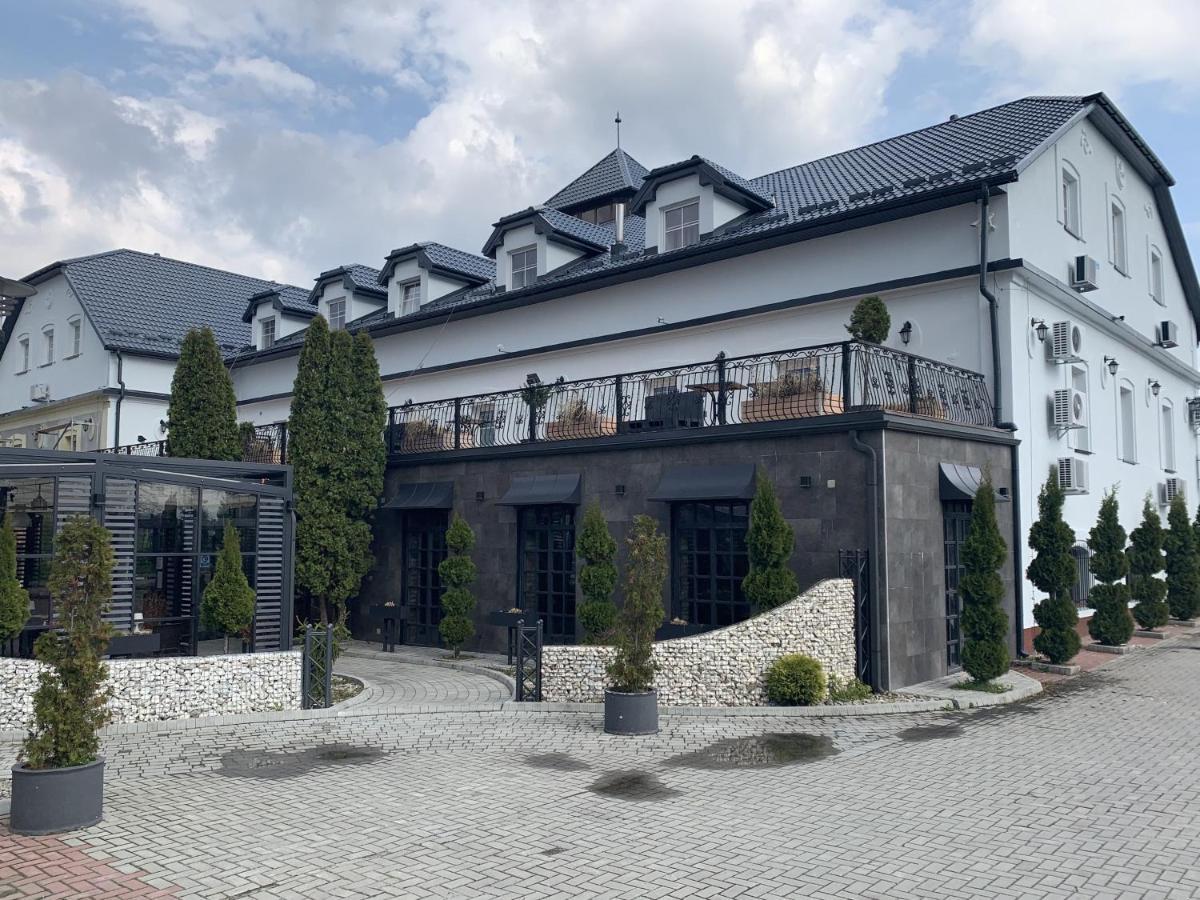 Hotel Kameleon Tarnobrzeg Exterior photo