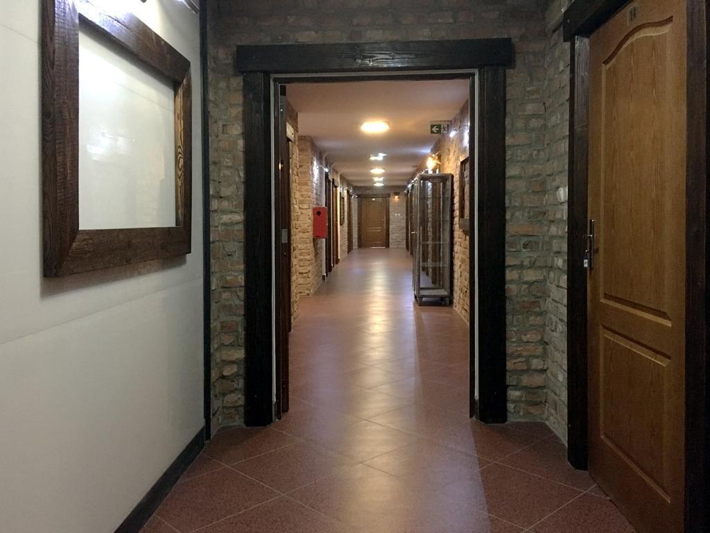 Hotel Kameleon Tarnobrzeg Exterior photo